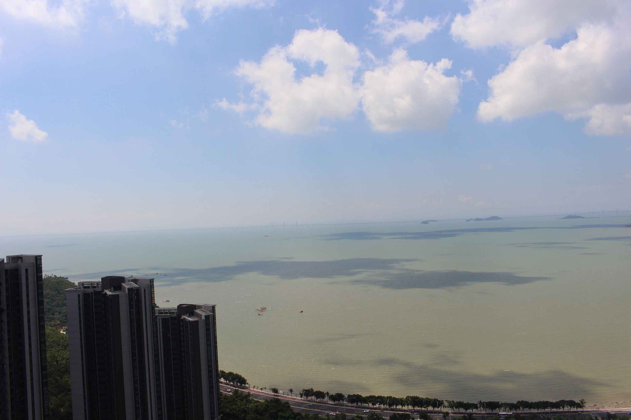 珠海裝修公司紅土地裝飾恭賀銀海灣業(yè)主雅居開工大吉！