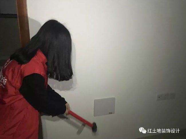 珠海裝修公司紅土地裝飾恭賀恭賀華發(fā)峰尚李先生、德昌盛景易小姐雅居開工大吉！