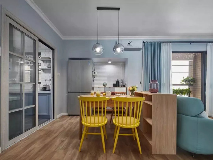 93平米現(xiàn)代簡約小家，拆改2個(gè)4平米的小陽臺(tái)讓家變大20平米！