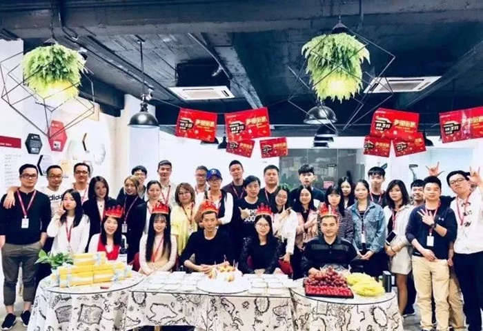 世界在變，初心不變！紅土地裝飾致2018：凡是過往，皆是序章！