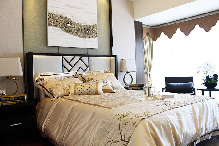 珠海紅土地裝飾實(shí)景裝修案例，新中式古典之間清雅古風(fēng)！