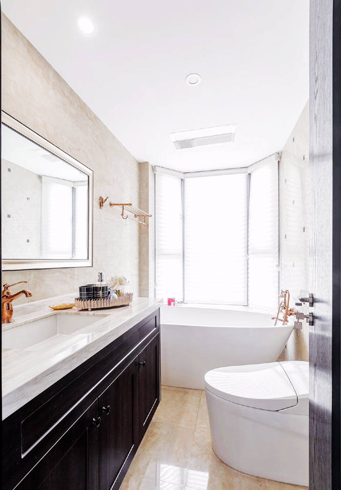 珠海裝修前必看，選購衛(wèi)生間的門需要注意哪些問題