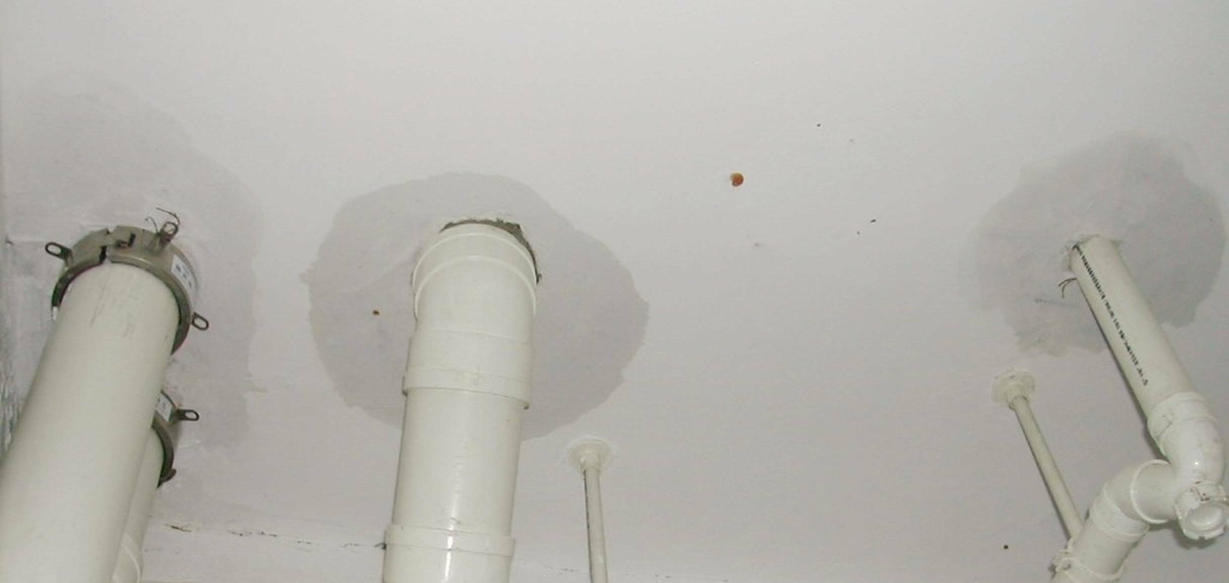 衛(wèi)生間漏水怎么辦